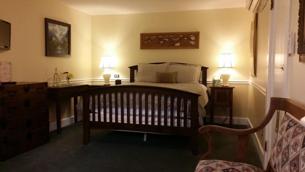 באולדר Briar Rose Bed & Breakfast מראה חיצוני תמונה