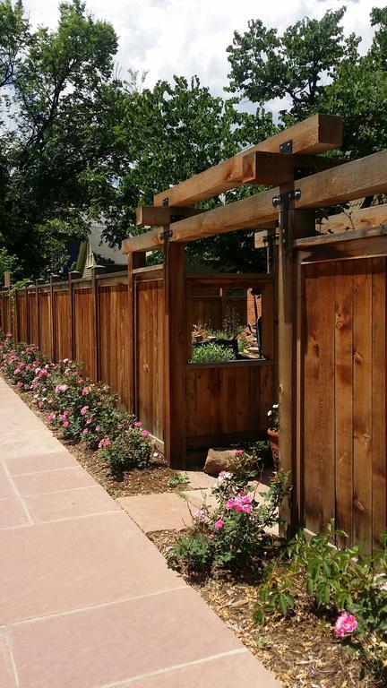 באולדר Briar Rose Bed & Breakfast מראה חיצוני תמונה